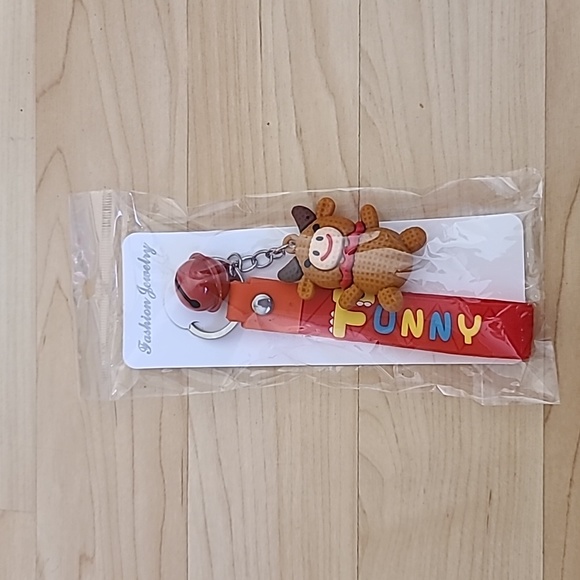 Cute Lovely Cow Keychain Bright Color - Picture 3 of 5